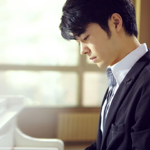 小小奶瓶儿外网叫什么
